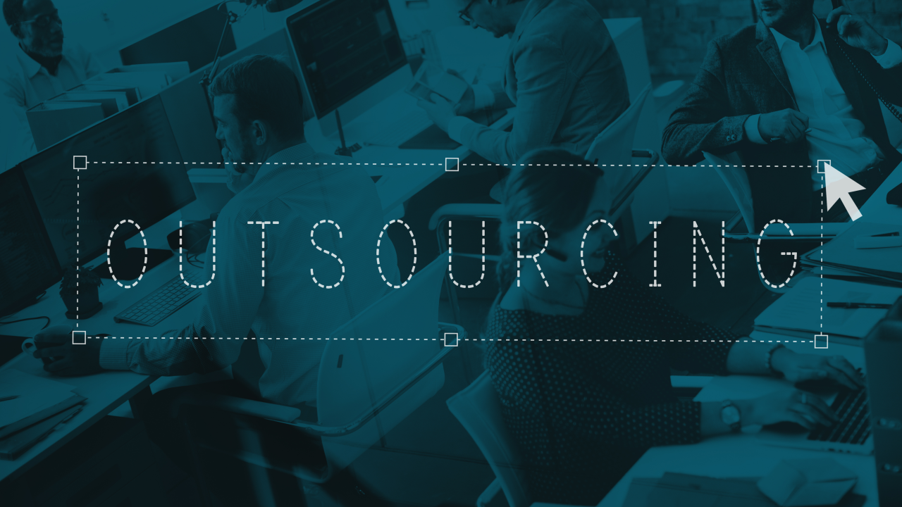 Outsourcing web development services
